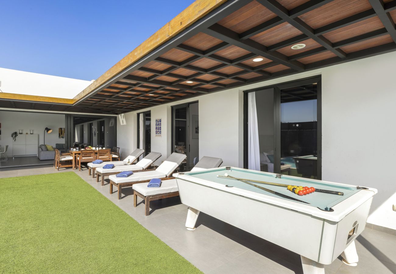 Villa in Puerto del Carmen - Casa Jimena by Escape Home