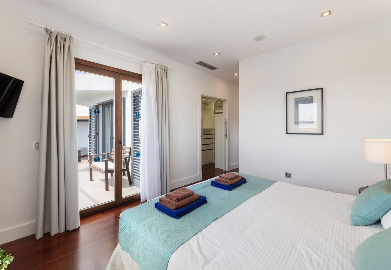 Villa in Puerto Calero - Casa Carlota by Escape Home