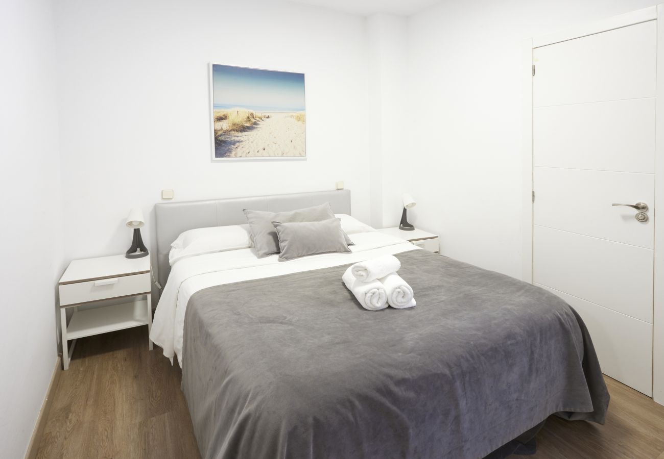 Apartment in Madrid - Santa Rosa Madrid 101 by Escape Home 