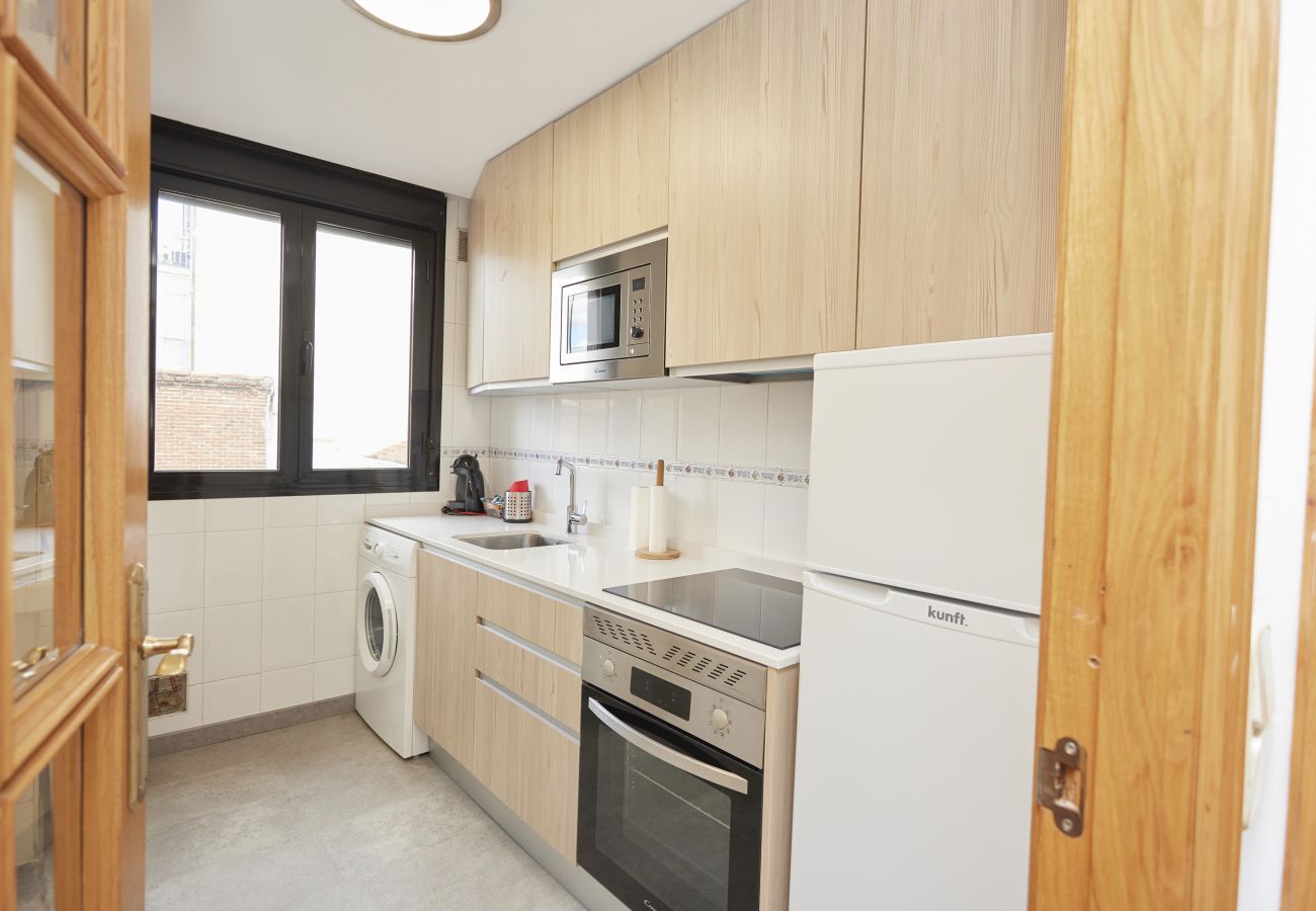 Apartment in Madrid -  Santa Rosa Madrid 302 by Escape Home