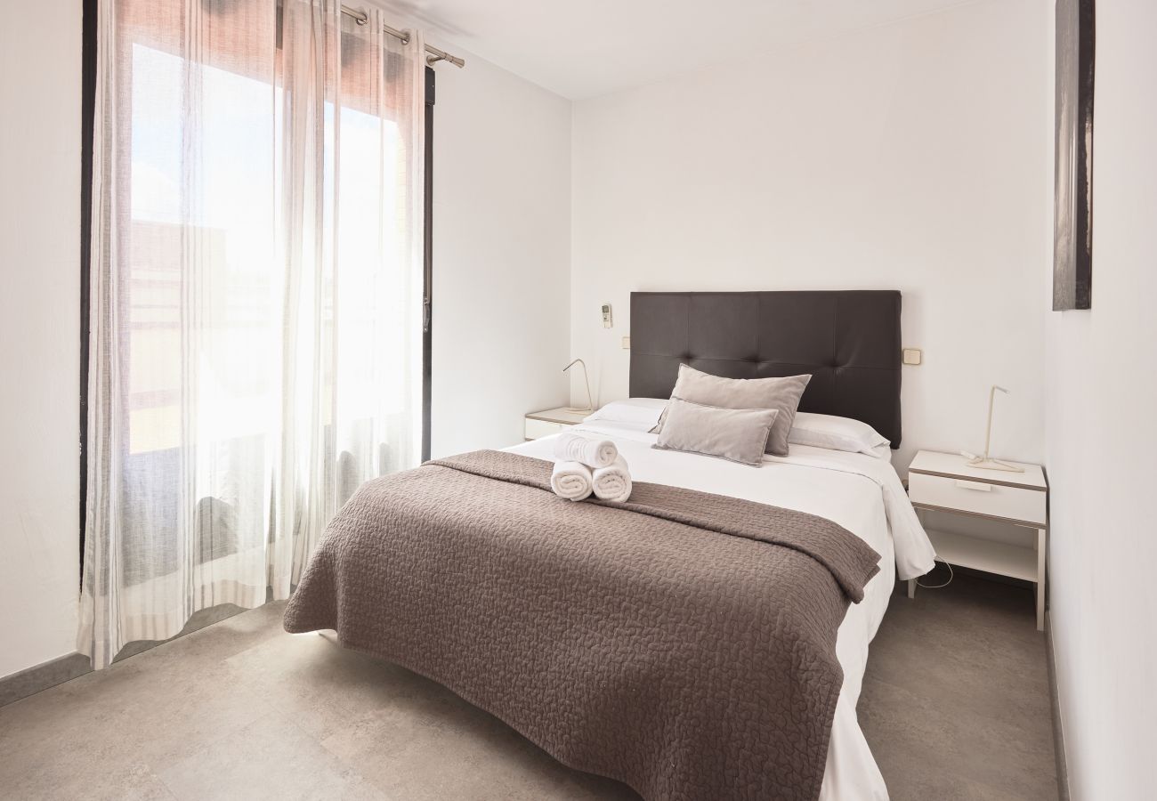 Apartment in Madrid -  Santa Rosa Madrid 302 by Escape Home