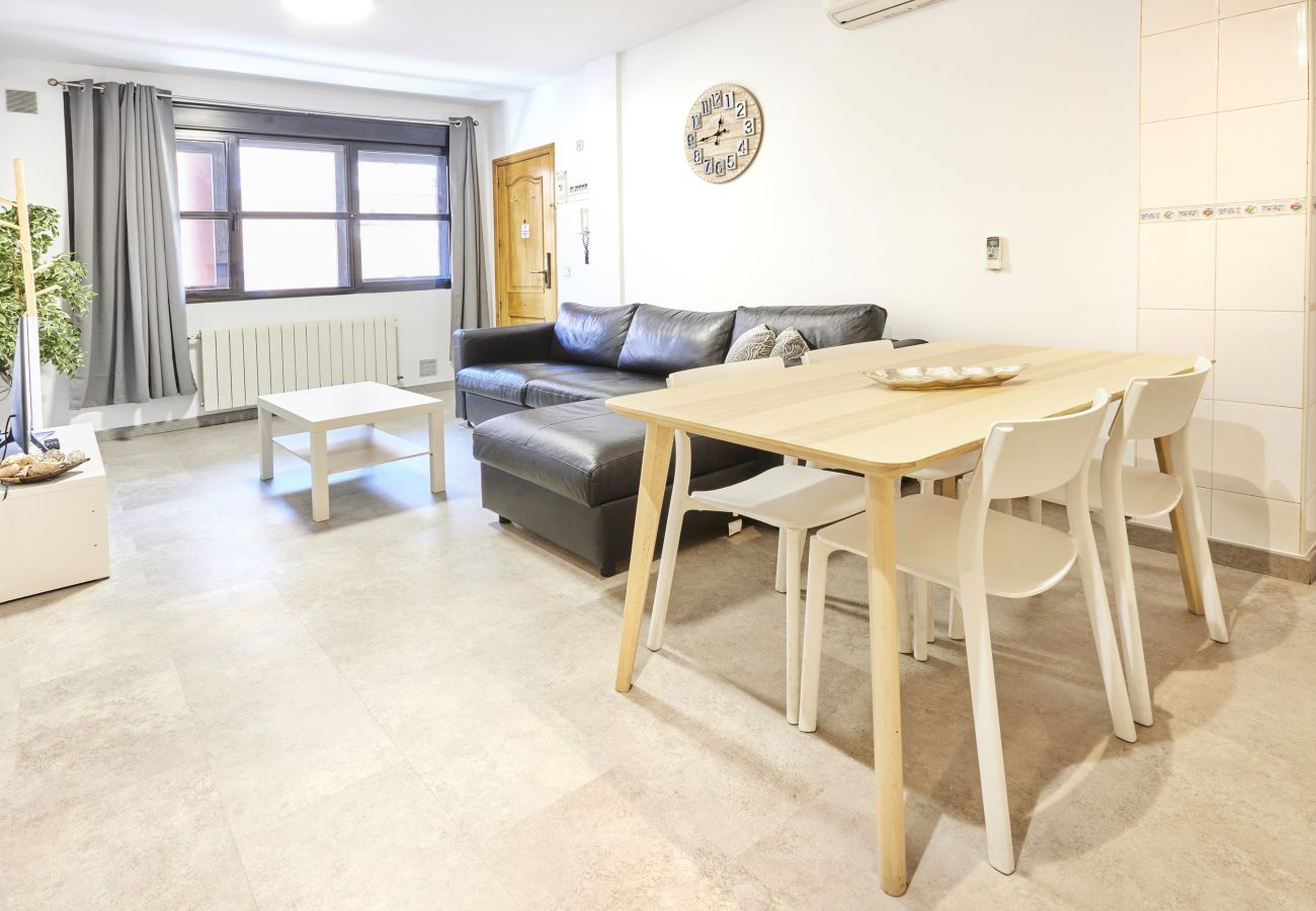 Apartment in Madrid - Santa Rosa Madrid 303 by Escape Home 