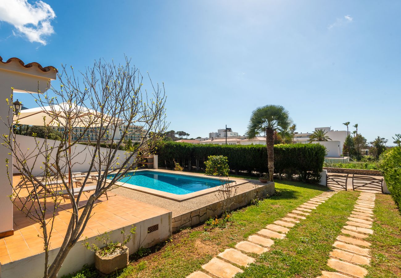 Villa in Santo Tomas - Villa Ca Mestre Rafel by Escape Home