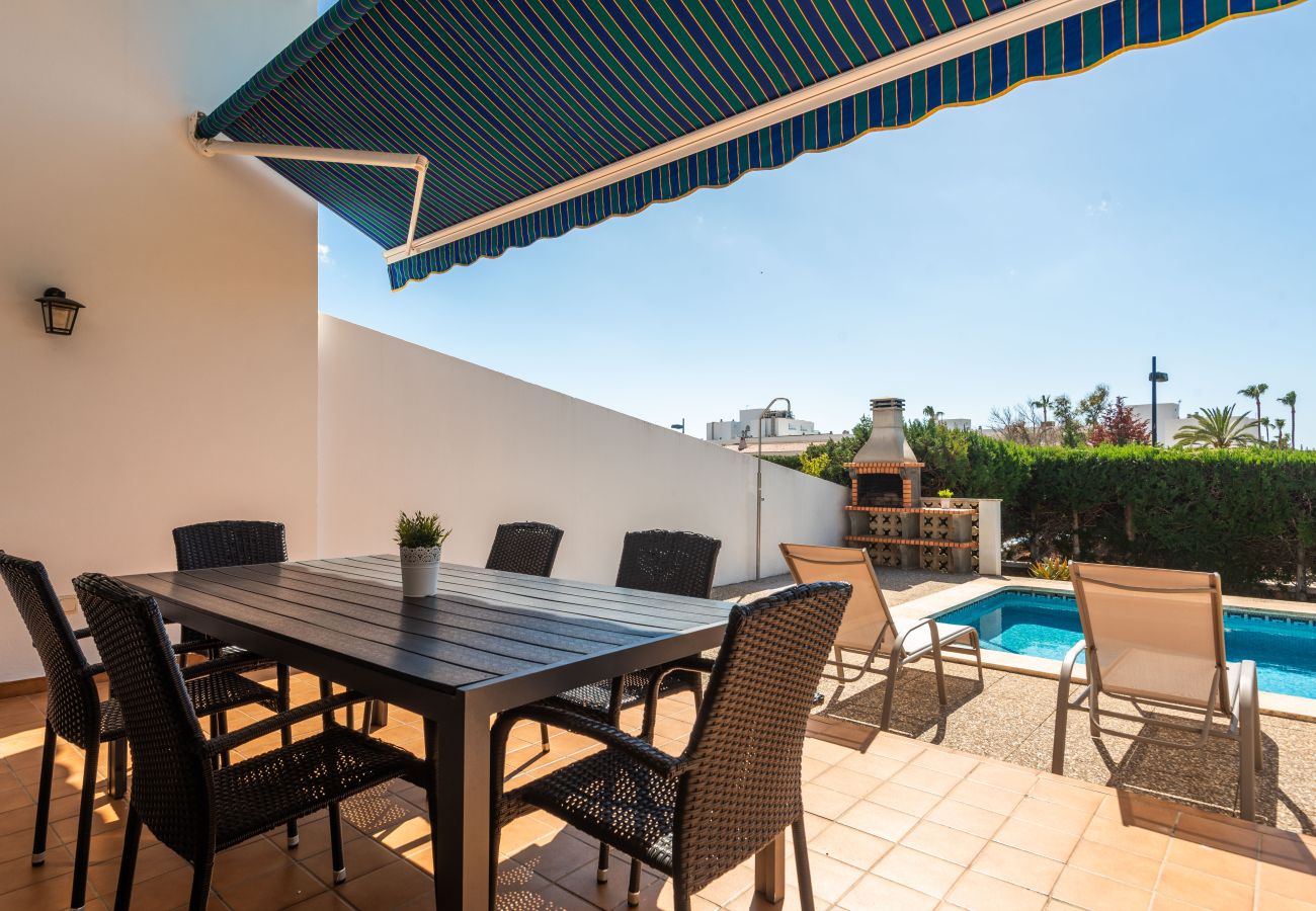 Villa in Santo Tomas - Villa Ca Mestre Rafel by Escape Home