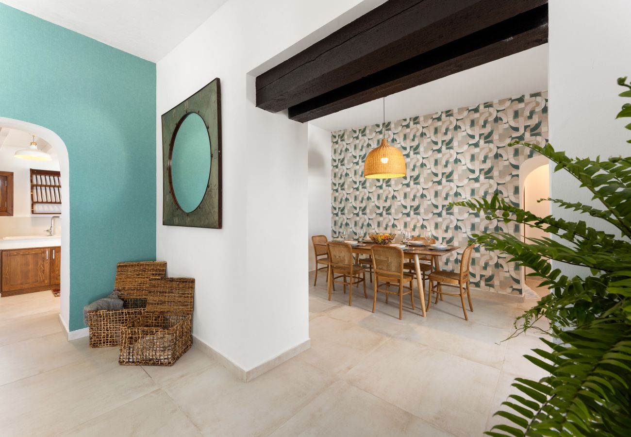 Villa in Puerto del Carmen - Villa Roseta by Escape Home