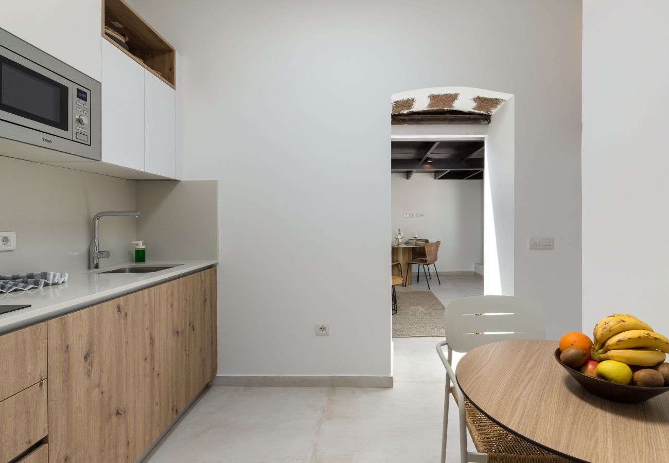 Apartment in Puerto del Carmen - Apartamento Roseta 1 by Escape Home 