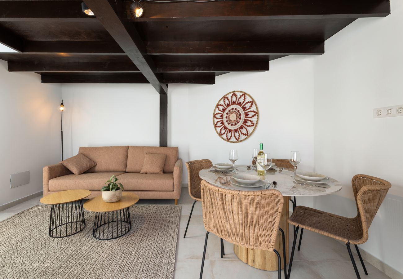 Apartment in Puerto del Carmen - Apartamento Roseta 1 by Escape Home 