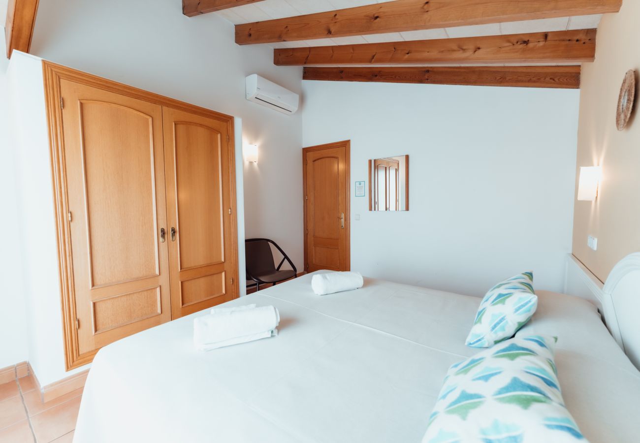 Villa à Cala Blanca - Villas Amarillas by Escape Home