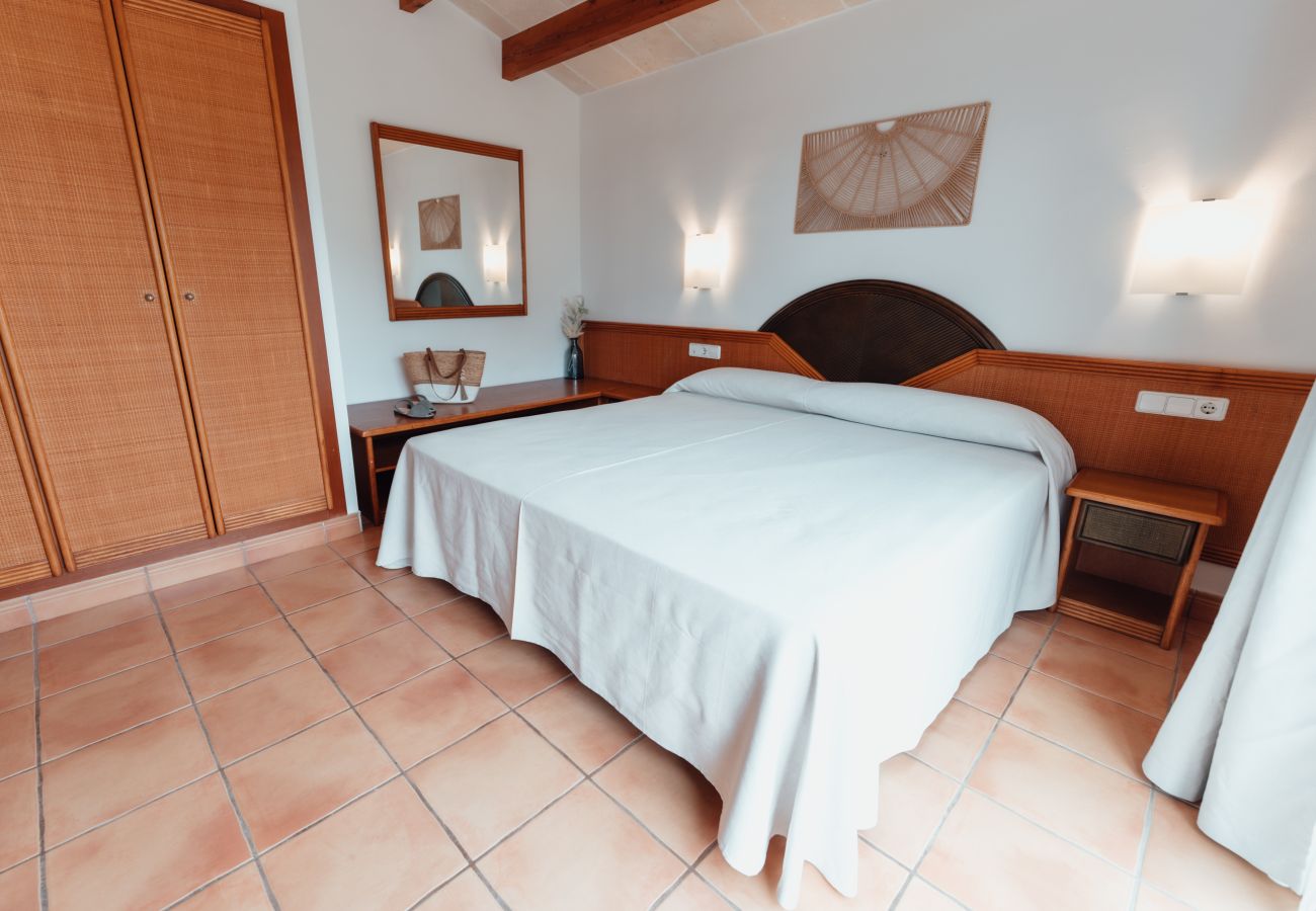 Villa à Cala Blanca - Villas Amarillas by Escape Home