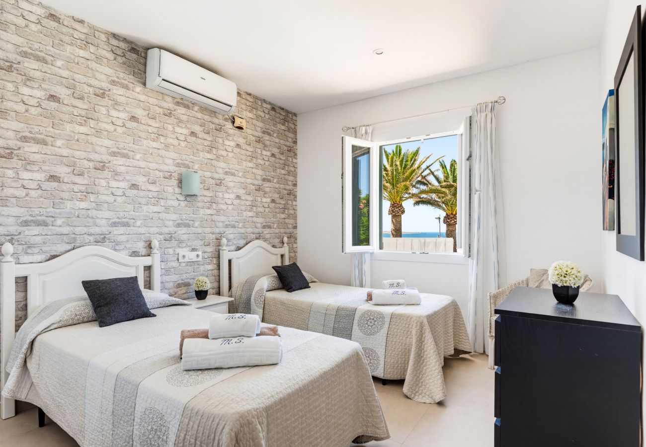 Villa à Arenal d´en Castell - Villa Mar Azul by Escape Home