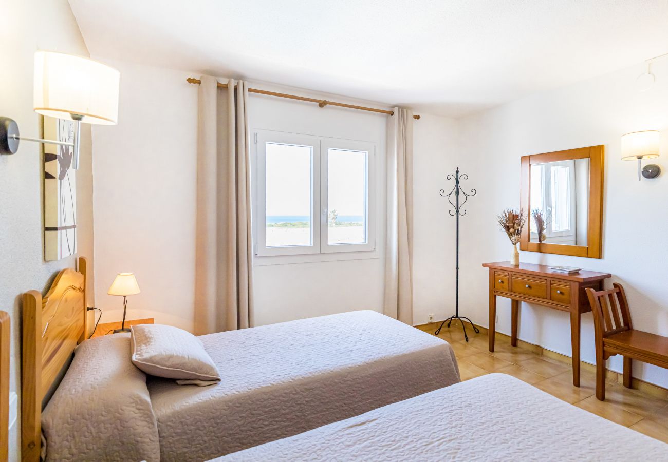 Villa Sol y Sombra by EscapeHome, Chambre Chambre