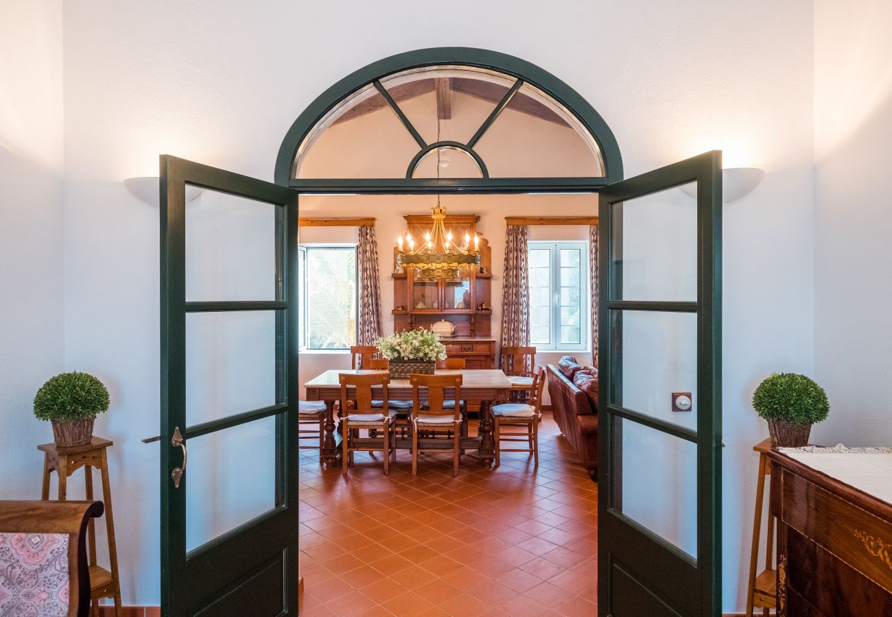 Villa Rafal Fort by EscapeHome, Salle à manger Salle à manger