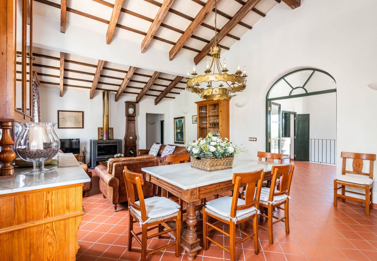 Villa Rafal Fort by EscapeHome, Salle à manger Salle à manger
