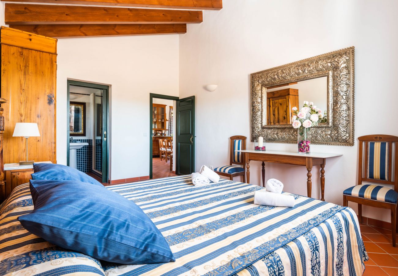 Villa Rafal Fort by EscapeHome, Chambre Chambre