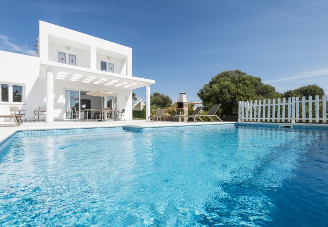 Villa à Cala´n Bosch - Villa Tomi by Escape Home