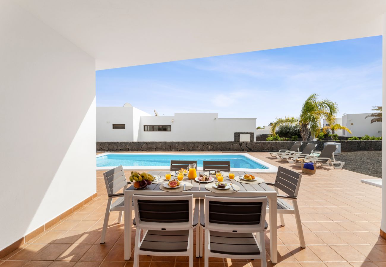 Villa à Playa Blanca - Villa Dafne by Escape Home