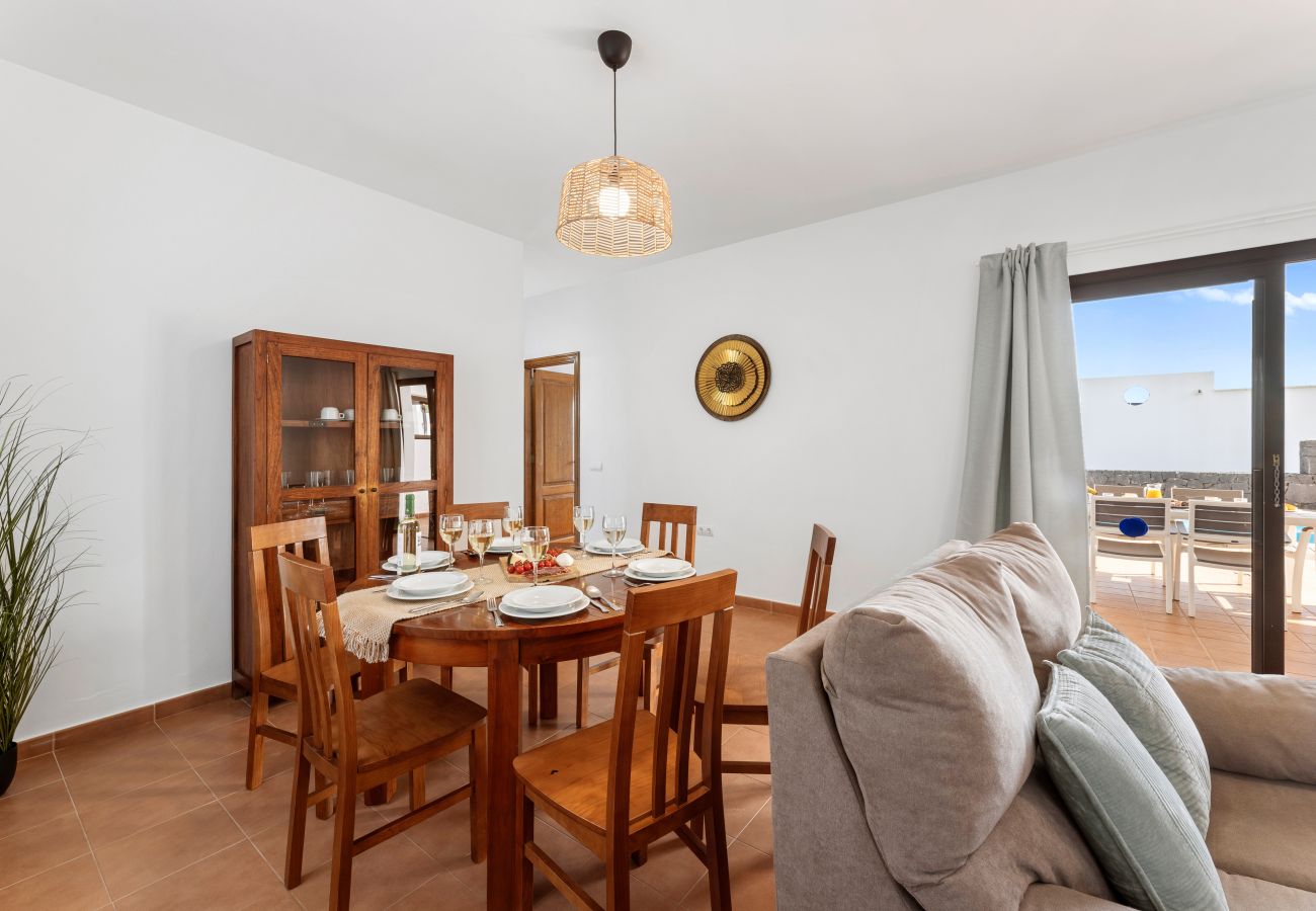 Villa à Playa Blanca - Villa Dafne by Escape Home
