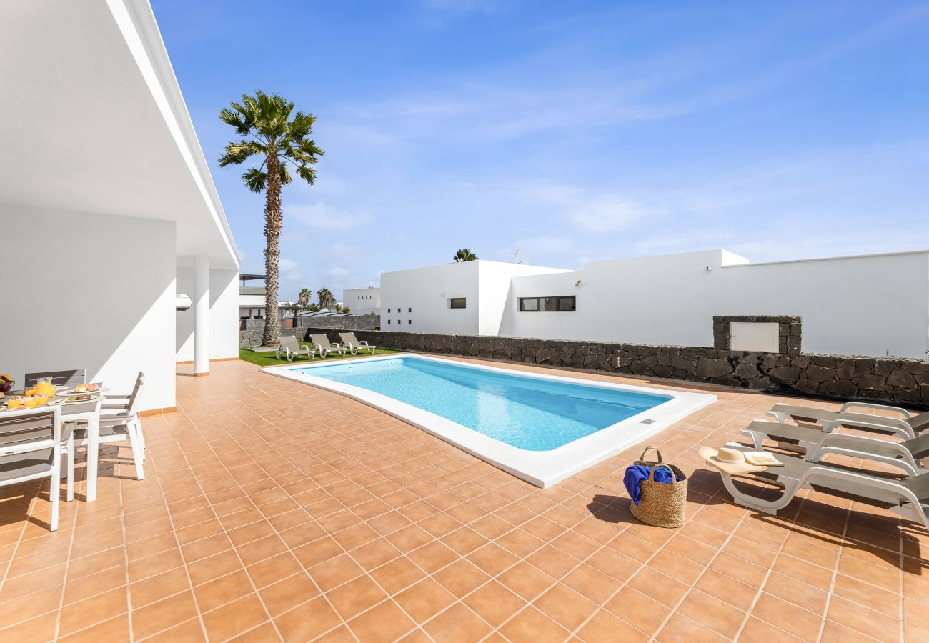 Villa à Playa Blanca - Villa Dafne by Escape Home