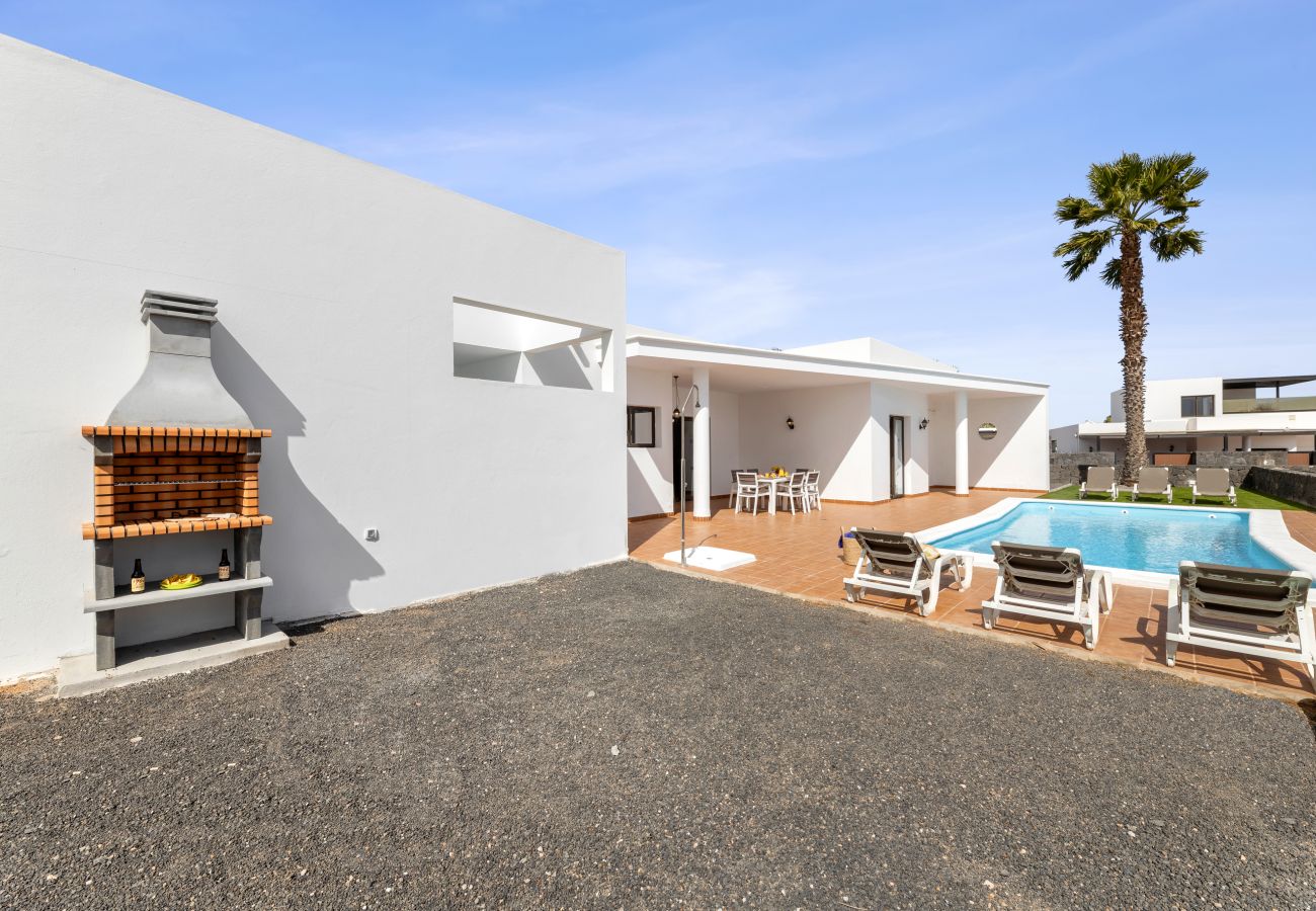 Villa à Playa Blanca - Villa Dafne by Escape Home
