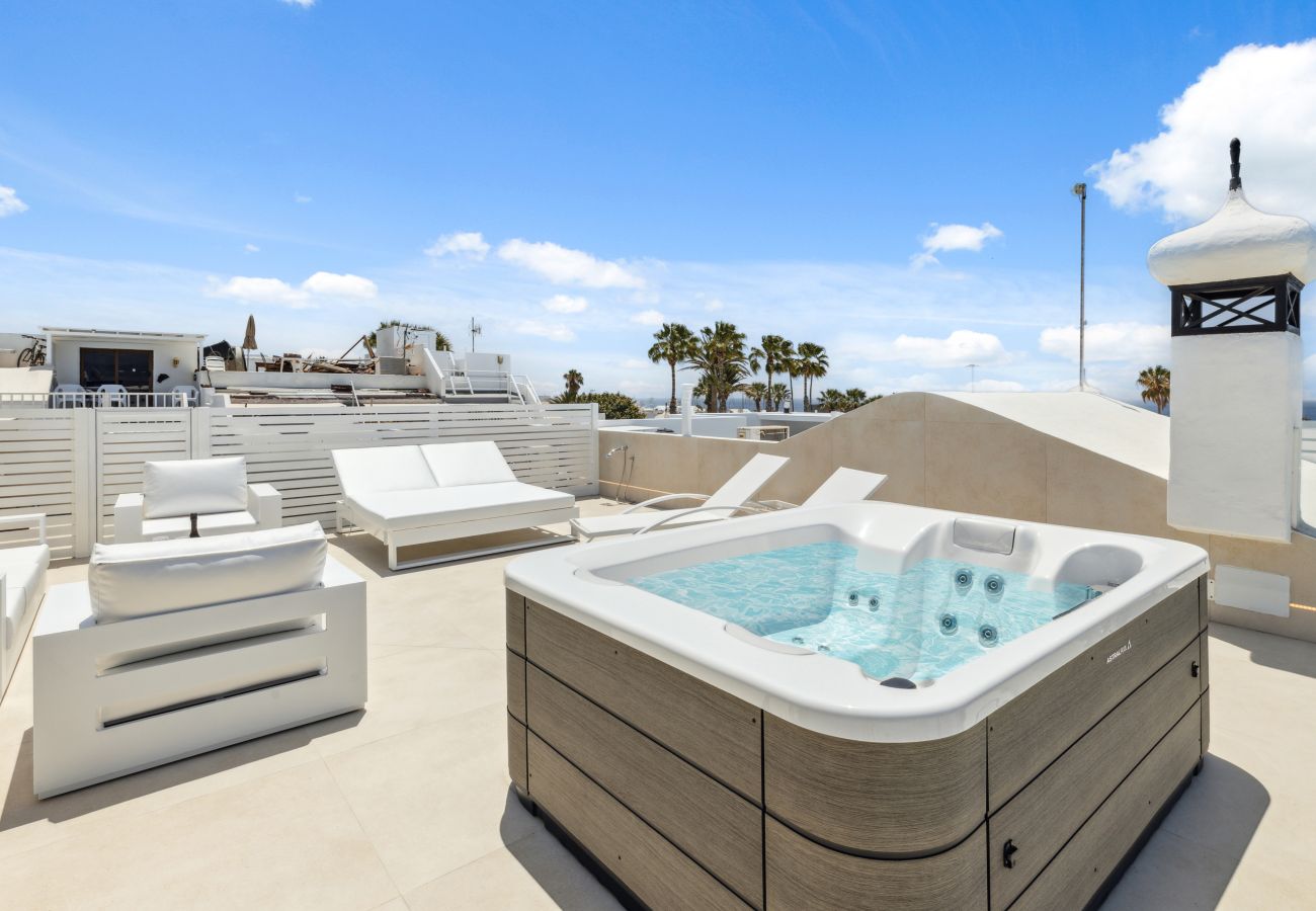 Maison à Puerto del Carmen - Casa Kiwi by Escape Home