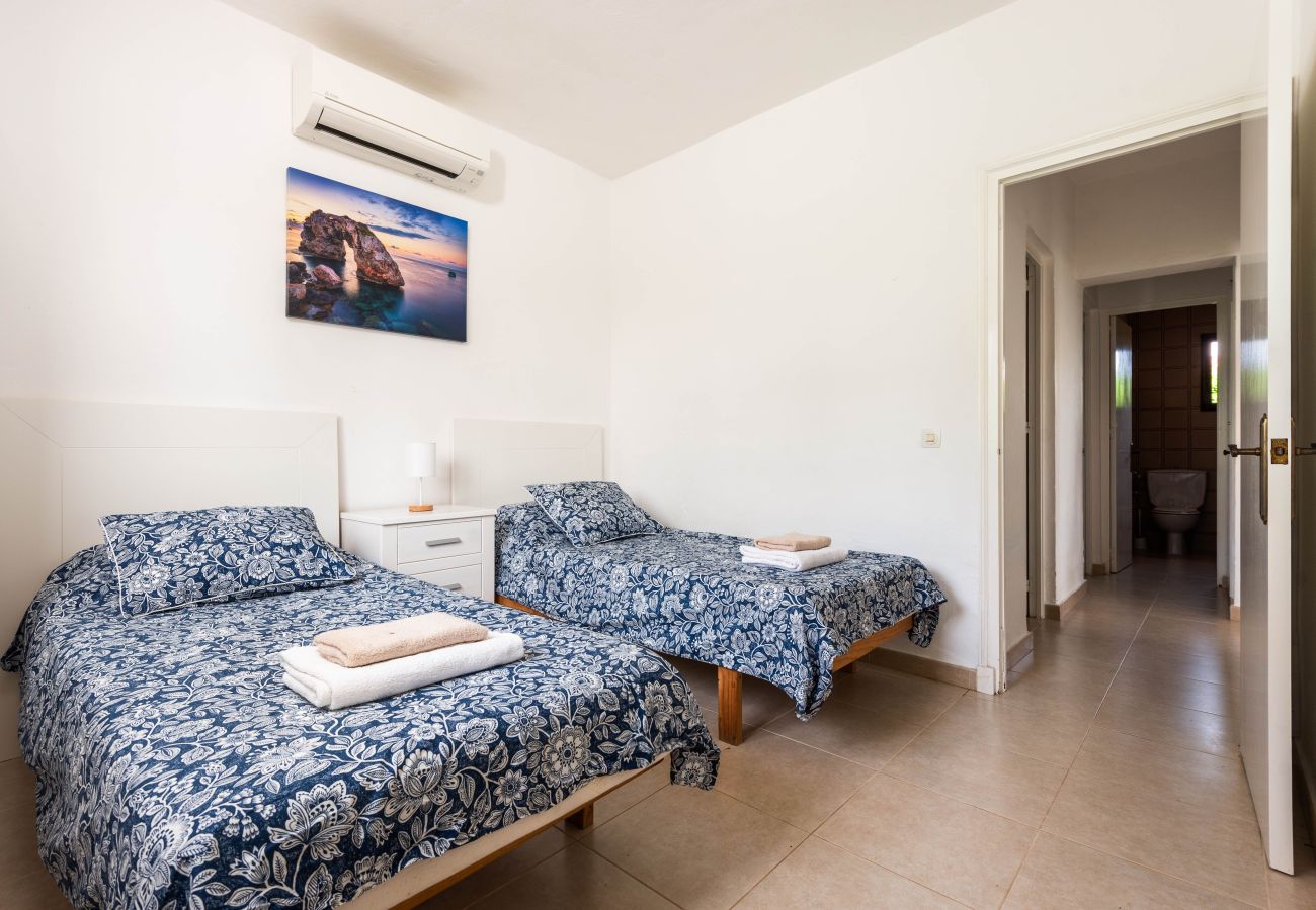 Villa à Torre Solí Nou - Villa Celia by Escape Home