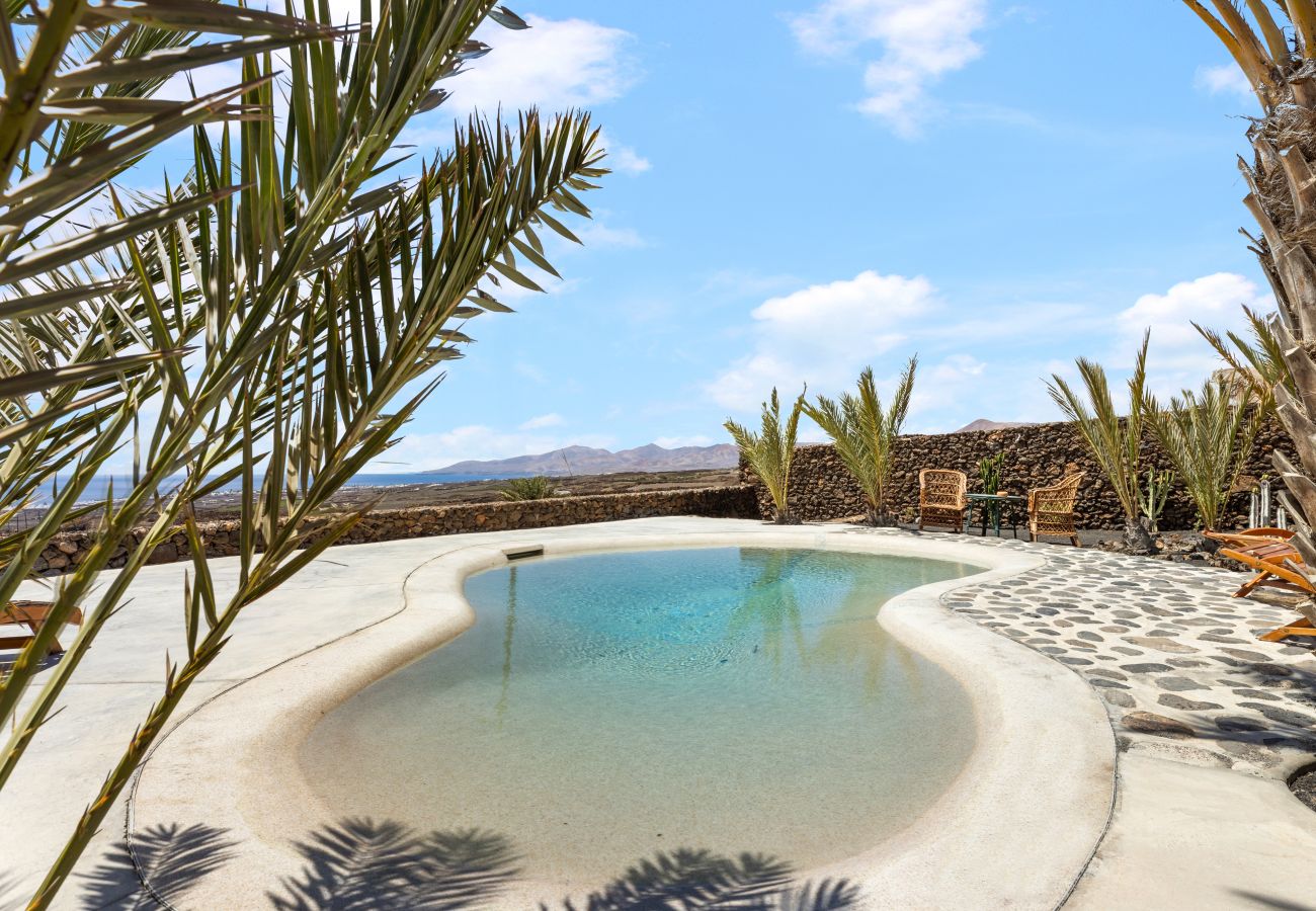 Villa à Tías - Villa Los Aljibes by Escape Home