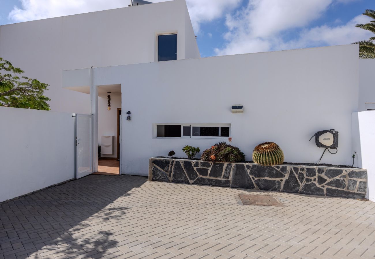 Villa à Tías - Casa Alma by Escape Home