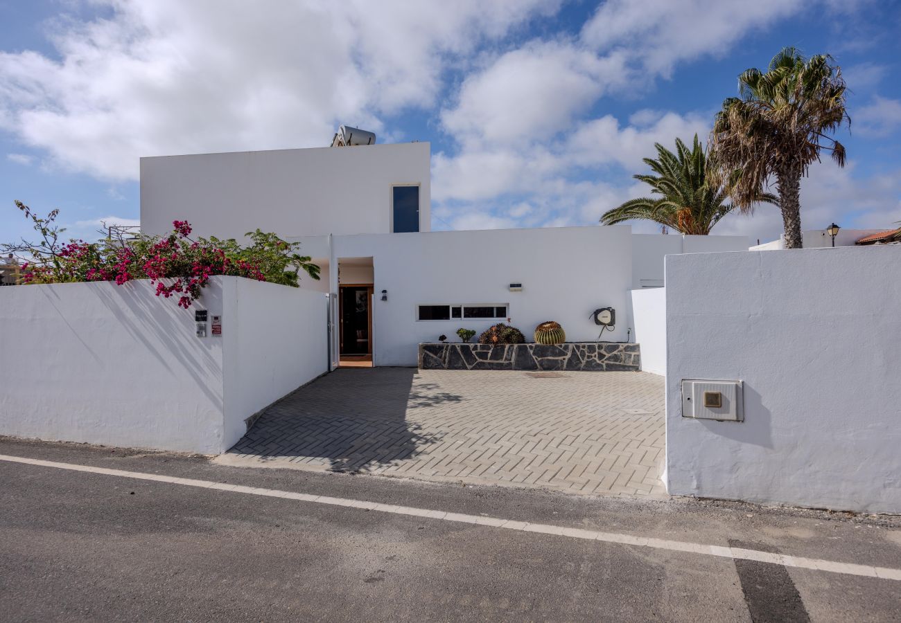 Villa à Tías - Casa Alma by Escape Home