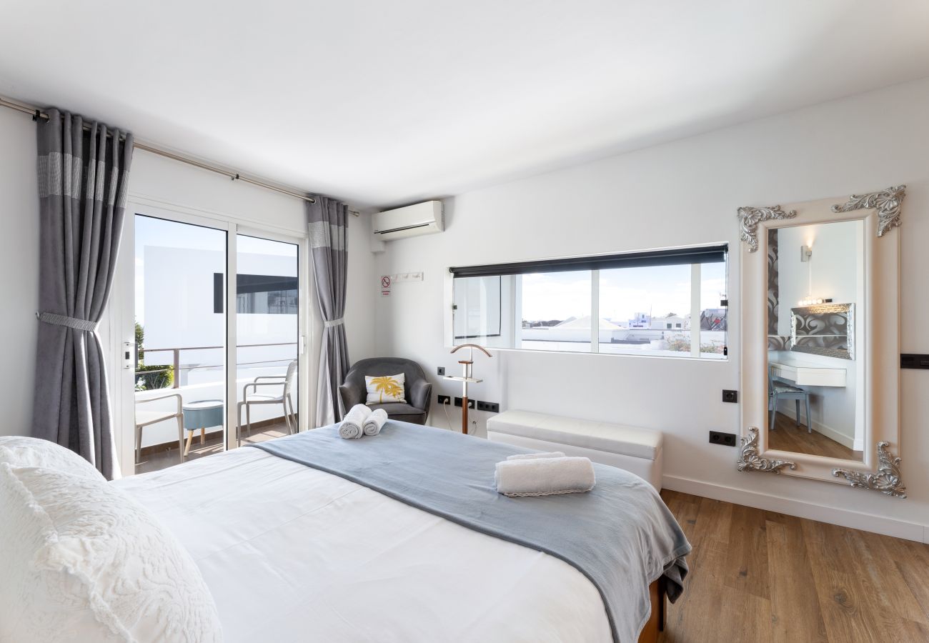 Villa à Tías - Casa Alma by Escape Home