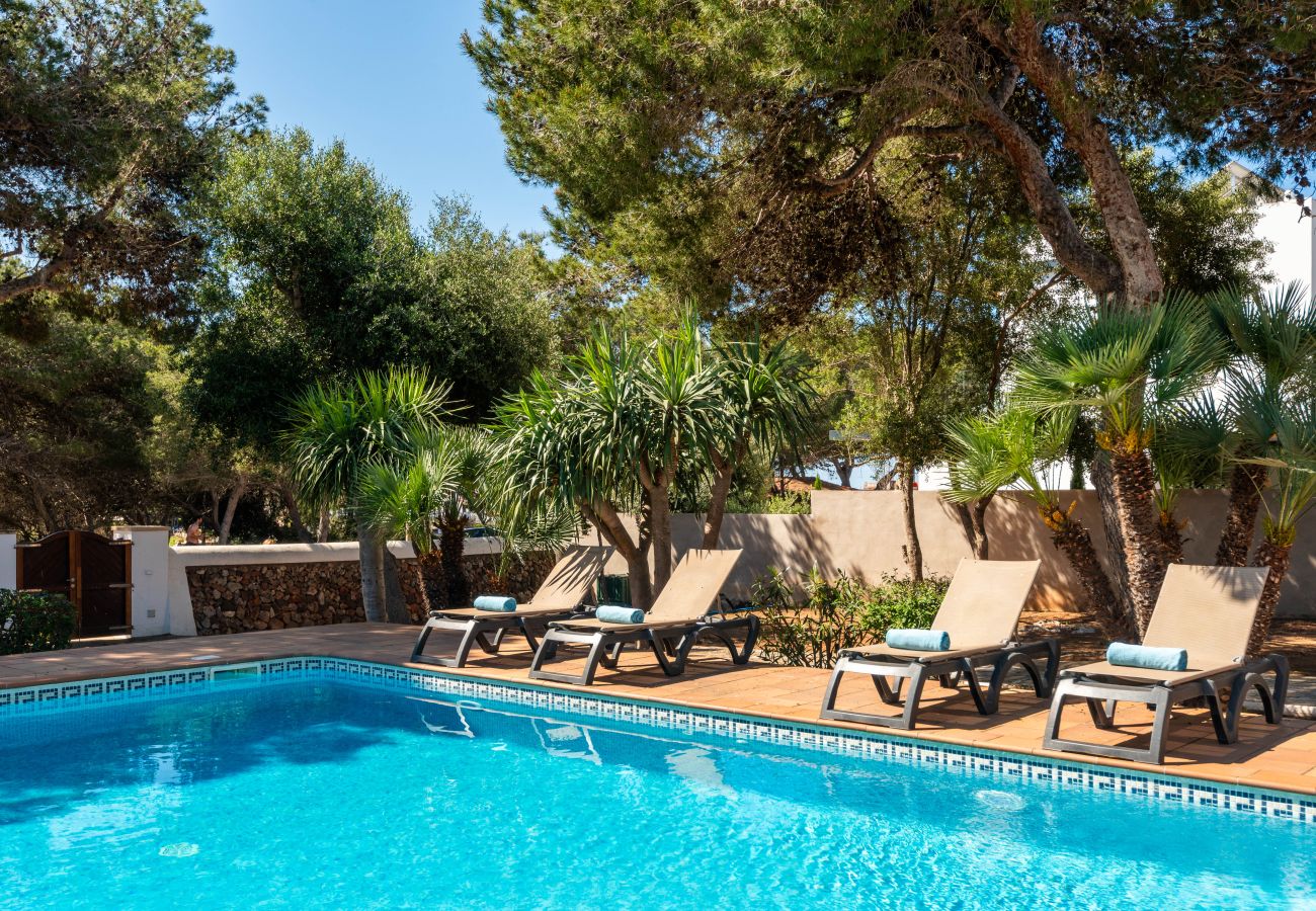 Villa à Cala Blanca - Villa Jose by Escape Home