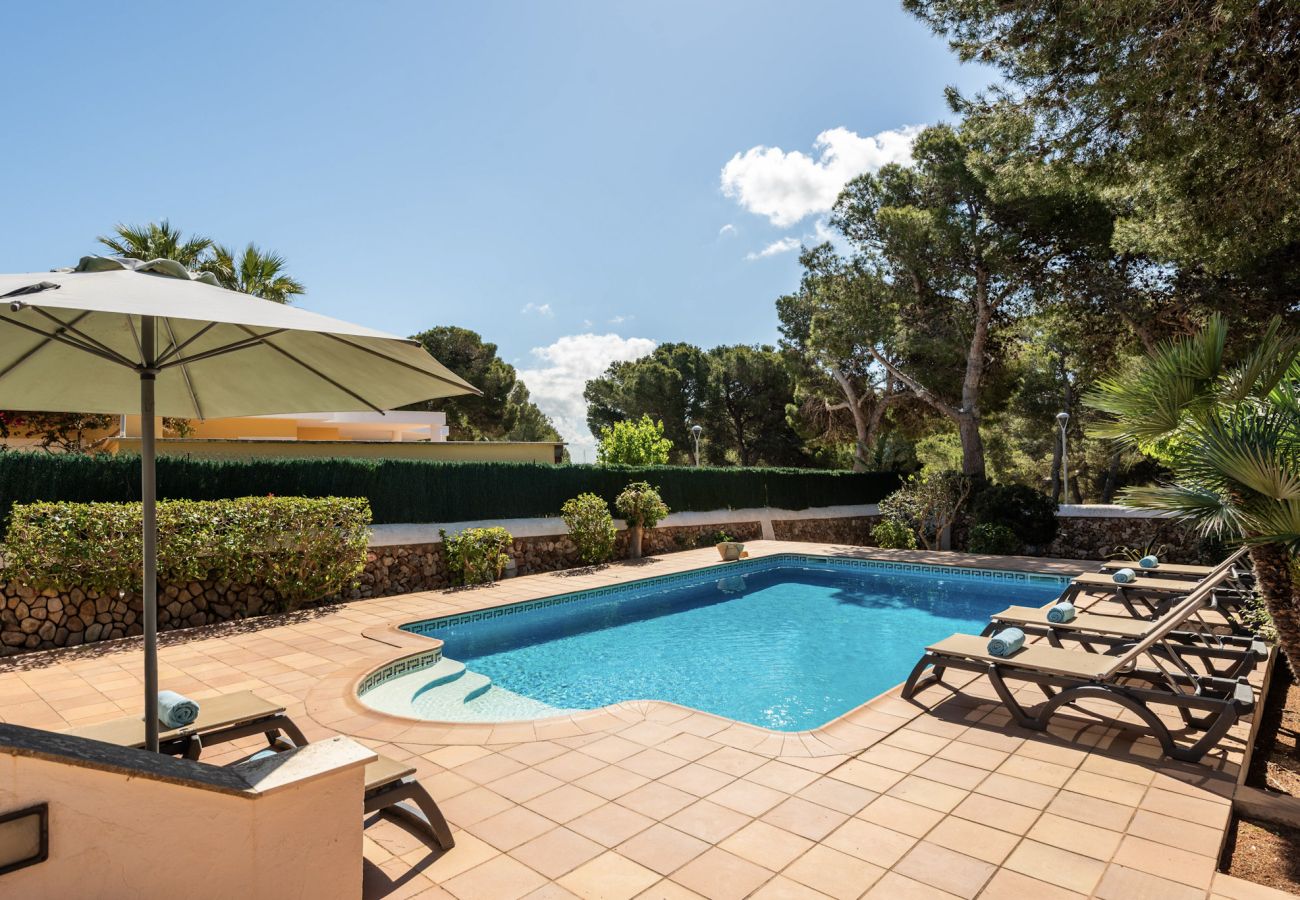 Villa à Cala Blanca - Villa Jose by Escape Home