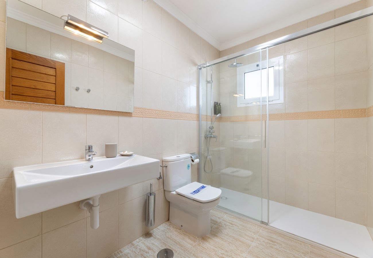 Villa à Puerto del Carmen -  Arpon Santa Rosa 1 by Escape Home 