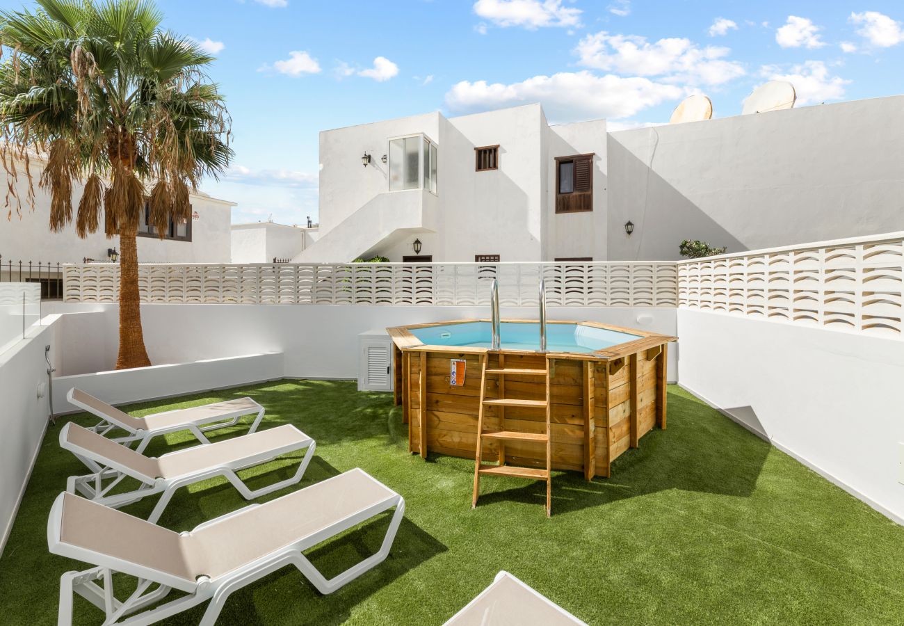 Villa à Puerto del Carmen -  Arpon Santa Rosa 1 by Escape Home 