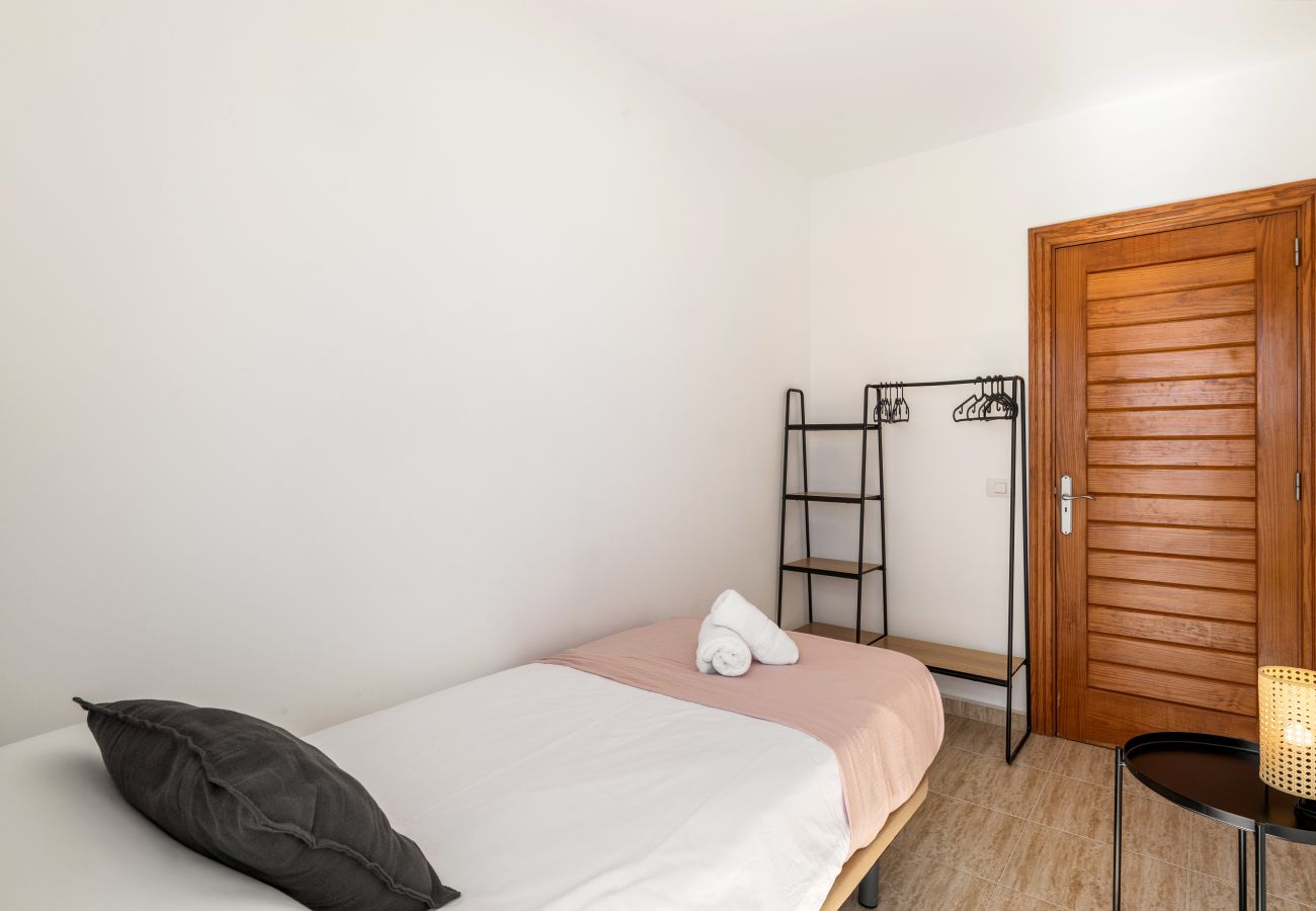 Villa à Puerto del Carmen - Arpon Santa Rosa 4 by Escape Home 