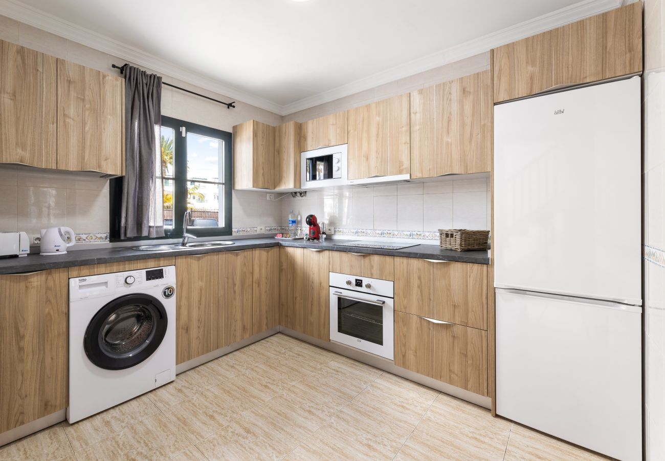 Villa à Puerto del Carmen - Arpon Santa Rosa 4 by Escape Home 