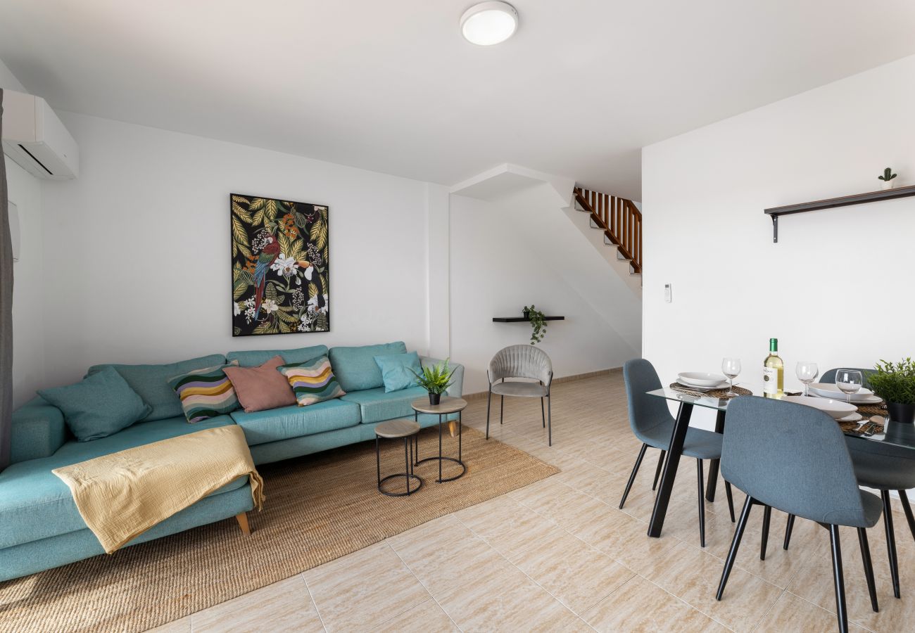 Villa à Puerto del Carmen - Arpon Santa Rosa 6 by Escape Home 