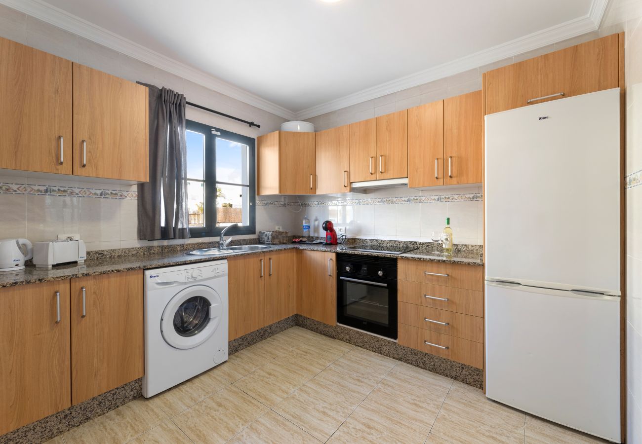 Villa à Puerto del Carmen - Arpon Santa Rosa 6 by Escape Home 