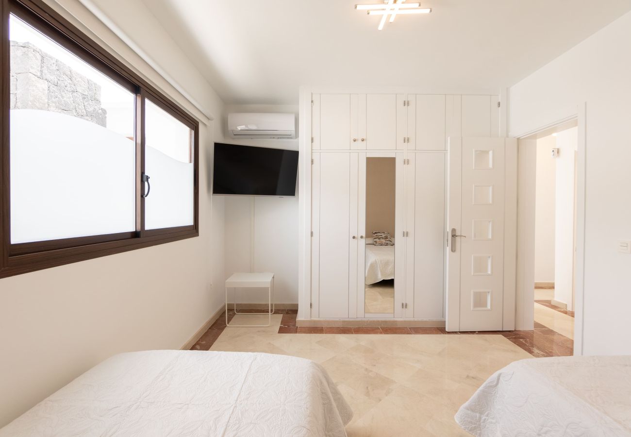 Villa à Playa Blanca - Sea Breeze Jarea by Escape Home