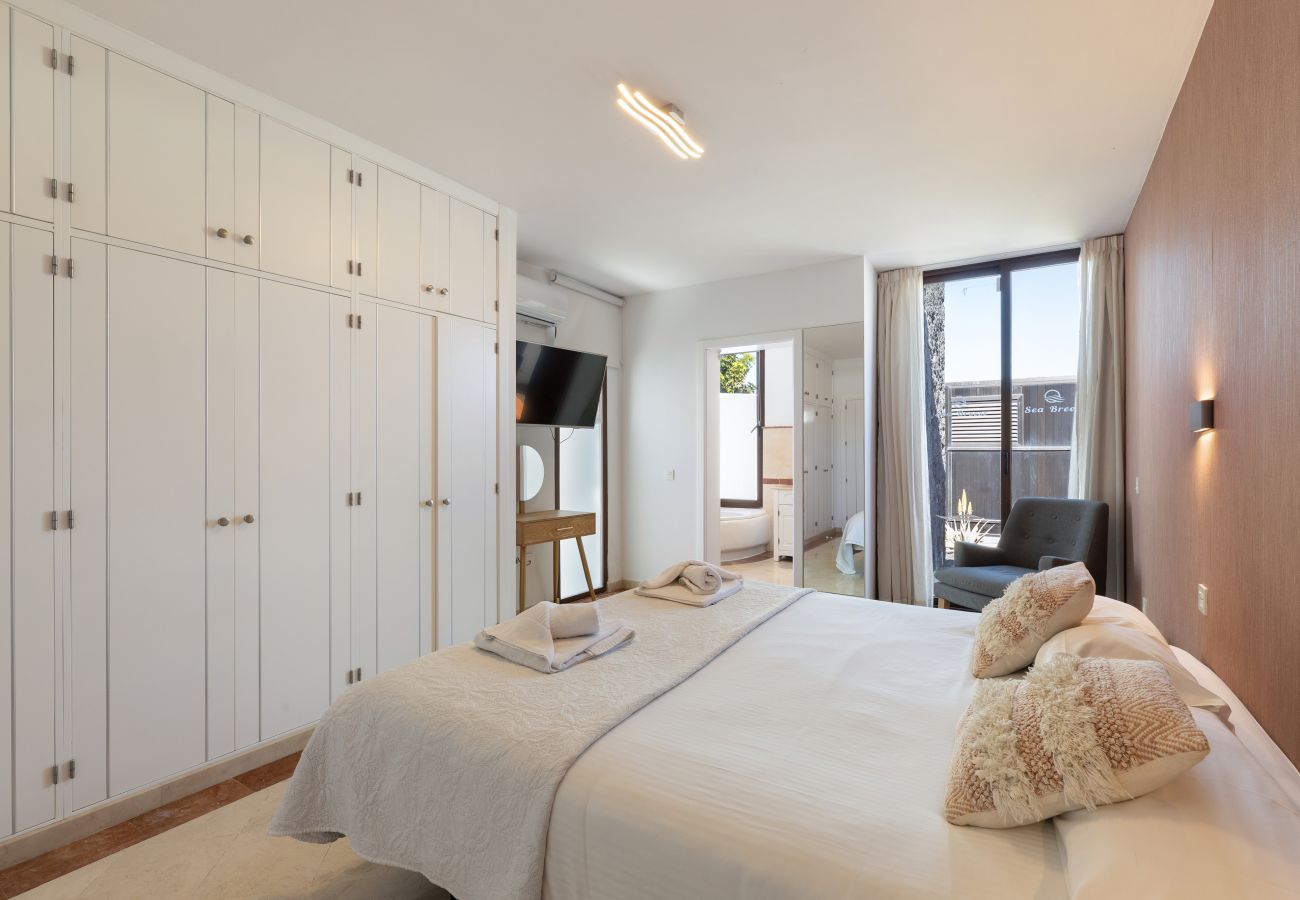 Villa à Playa Blanca - Sea Breeze Jarea by Escape Home