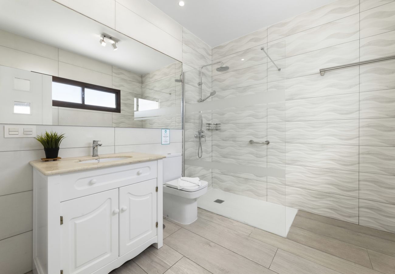 Villa à Playa Blanca - Sea Breeze Callao by Escape Home