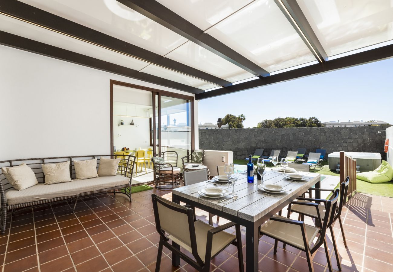 Villa à Playa Blanca - Sea Breeze Callao by Escape Home