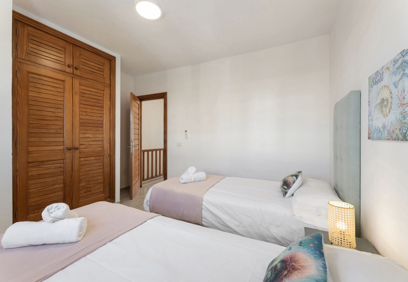 Villa à Puerto del Carmen - Arpon Santa Rosa 5 by Escape Home