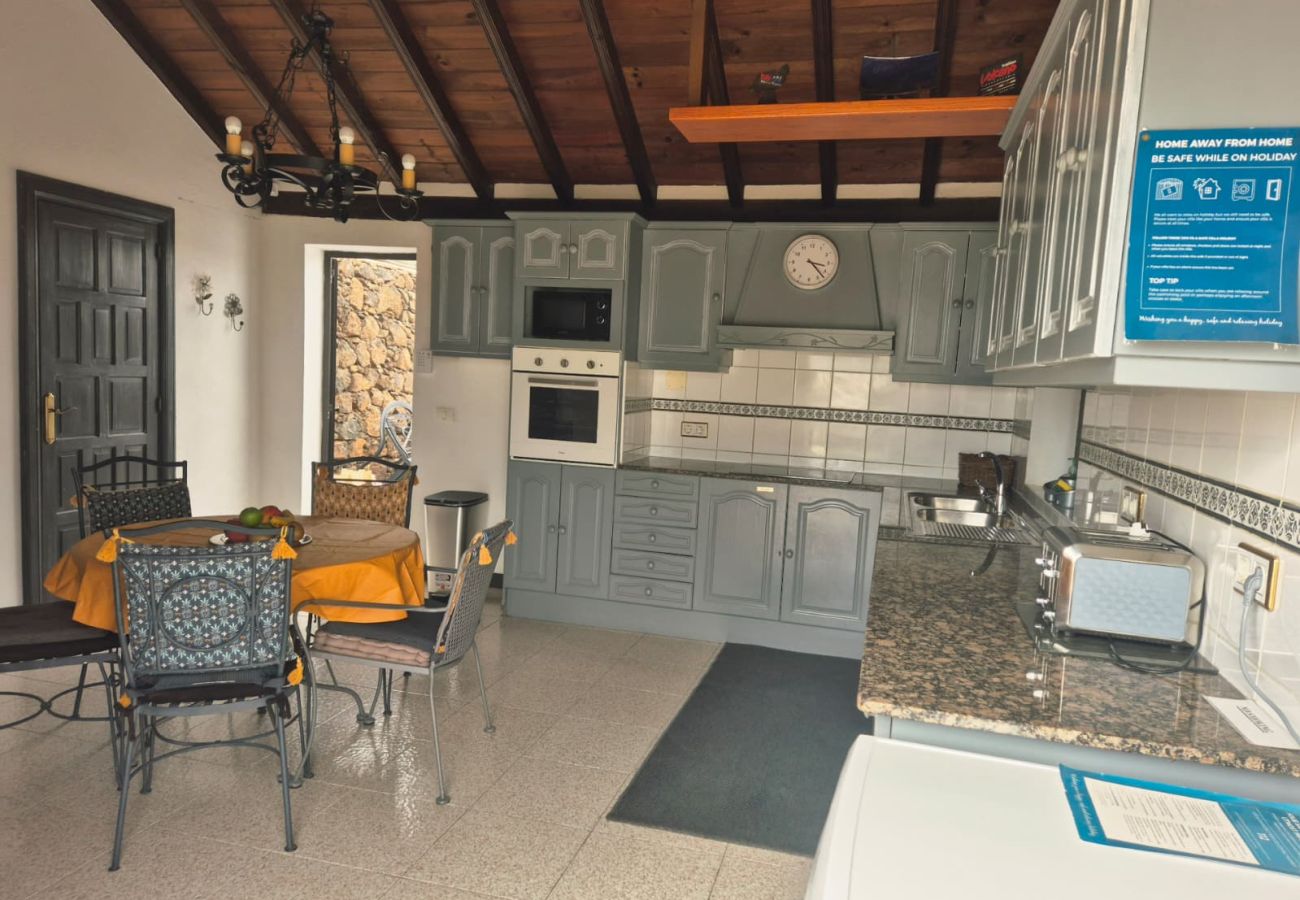 Villa à Puerto del Carmen - Casa Anabella by Escape Home