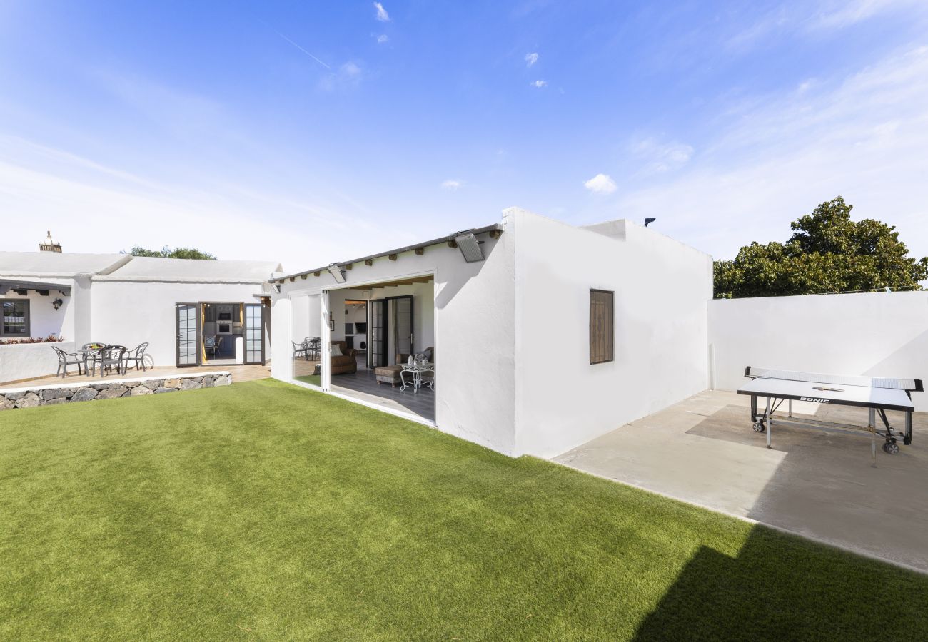 Villa à Puerto del Carmen - Casa Anabella by Escape Home