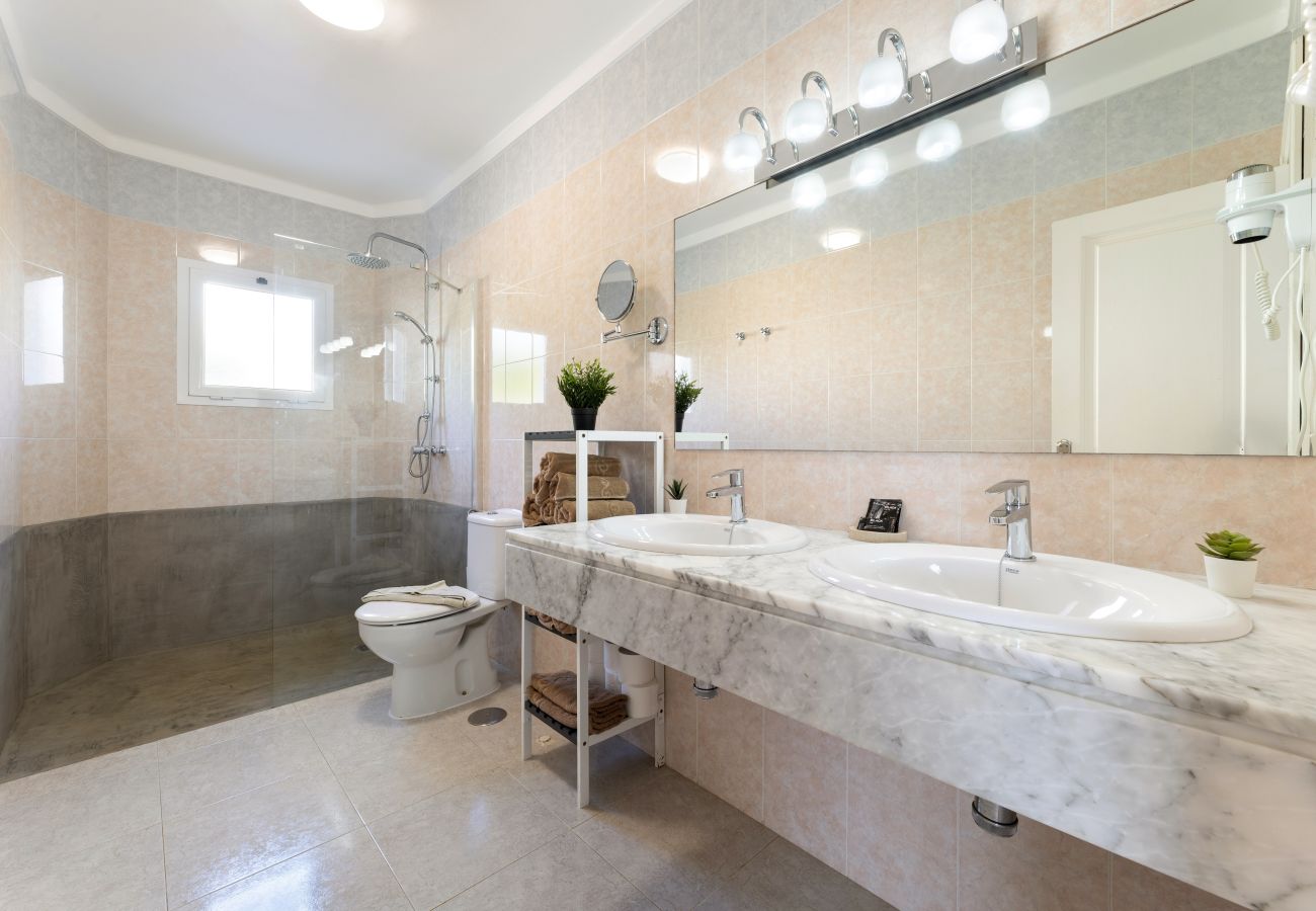 Villa à Puerto del Carmen - CASA LA GRACIOSA 2A (2) by Escape Home