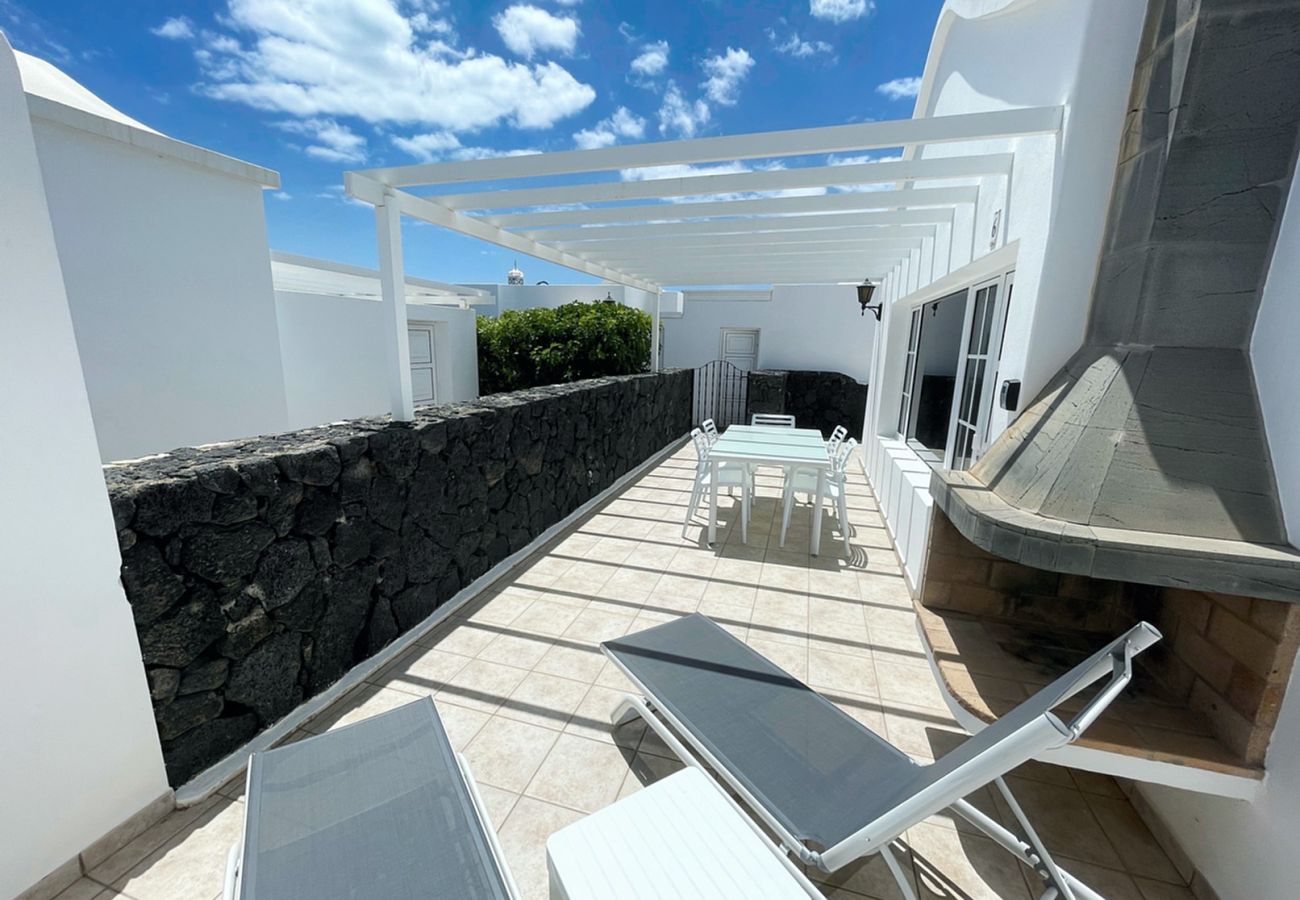 Bungalow à Puerto del Carmen - Casa Orzola-N5 by Escape Home 
