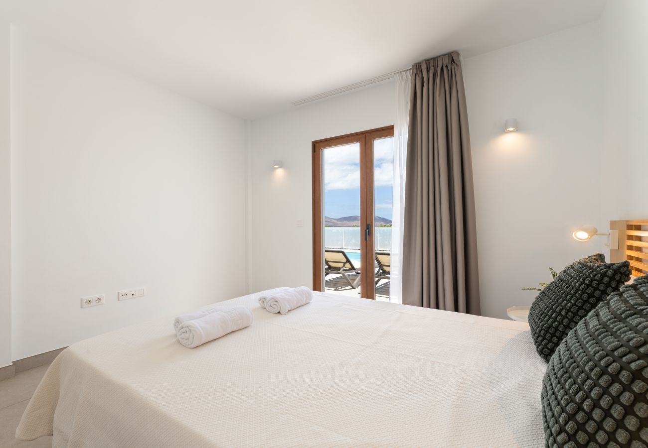 Villa à Playa Blanca -  Villa Los Altos Arbea 8B by Escape Home