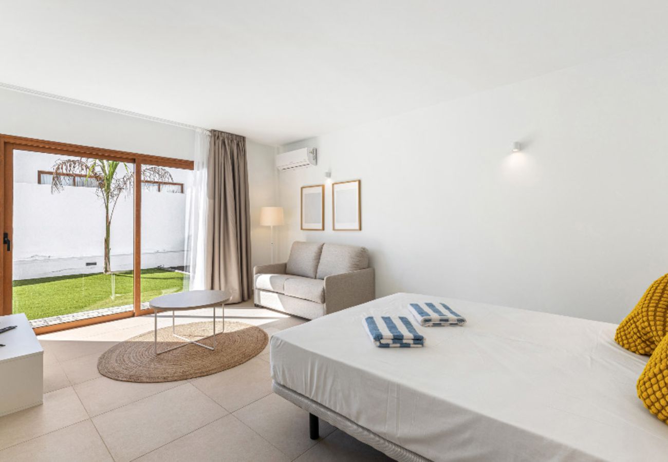 Villa à Playa Blanca - Villa Los Altos Blanca 8A by Escape Home