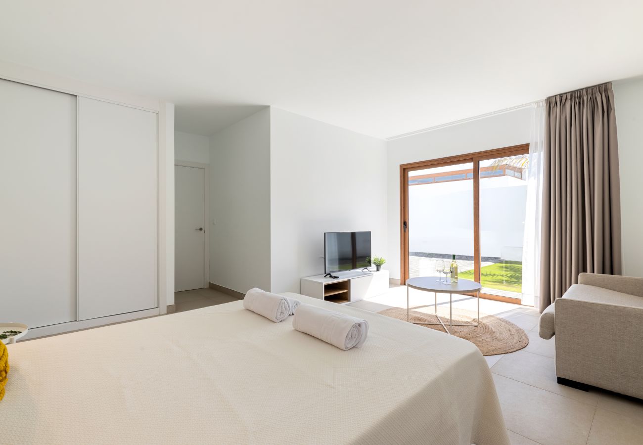 Villa à Playa Blanca - Villa Los Altos Blanca 8A by Escape Home