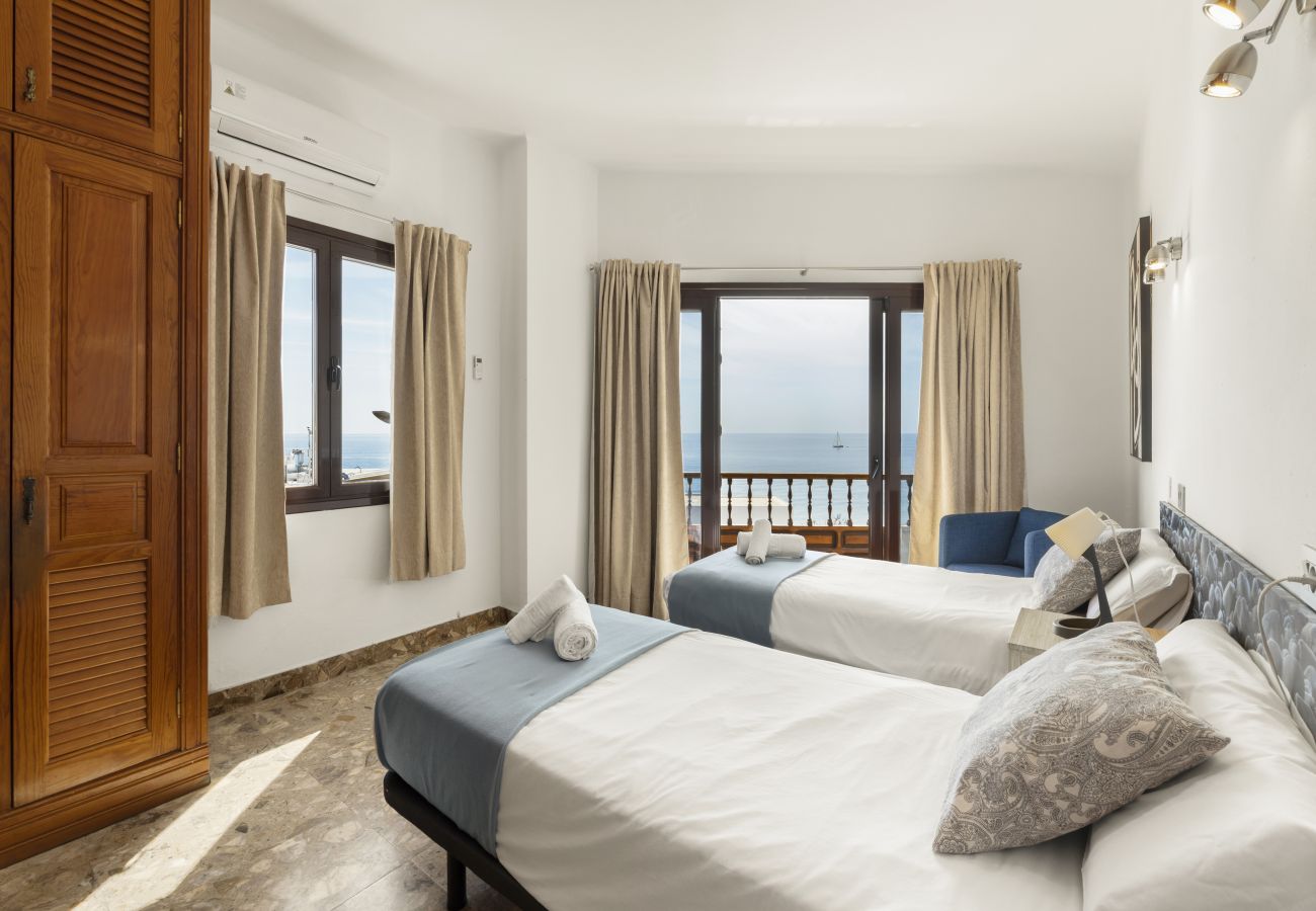 Villa à Puerto del Carmen - Villa Santa Rosa La Peñita by Escape Home